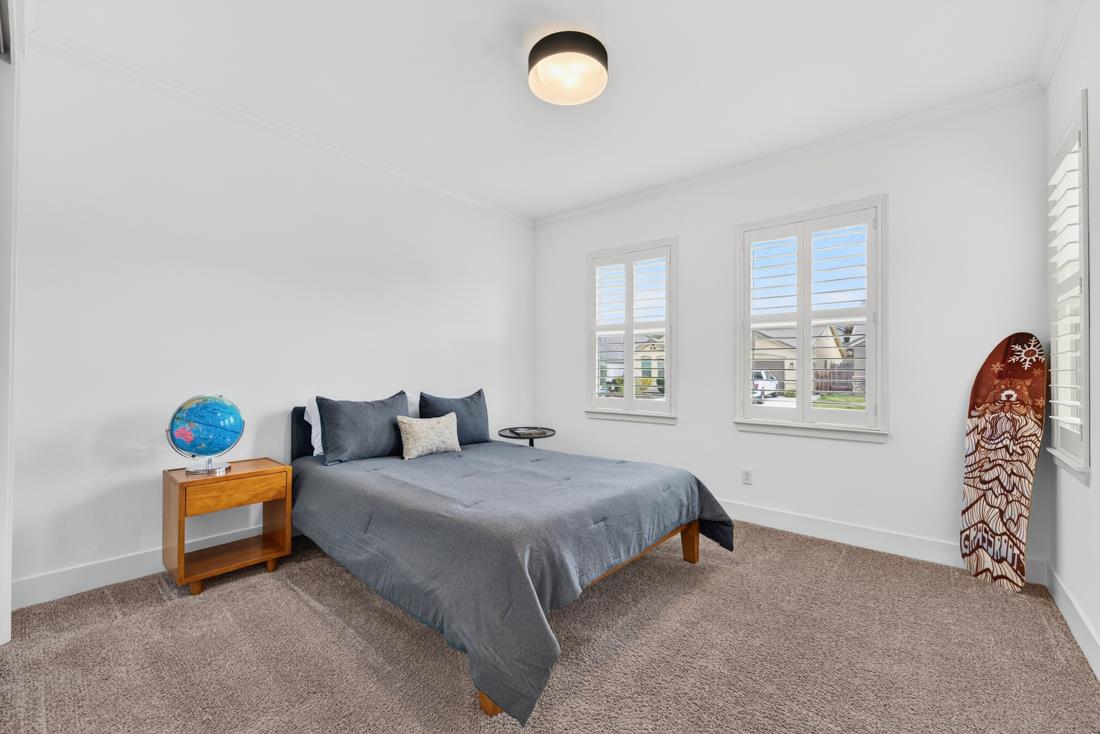 Detail Gallery Image 4 of 47 For 1650 Clover Ct, Hollister,  CA 95023 - 3 Beds | 2/1 Baths