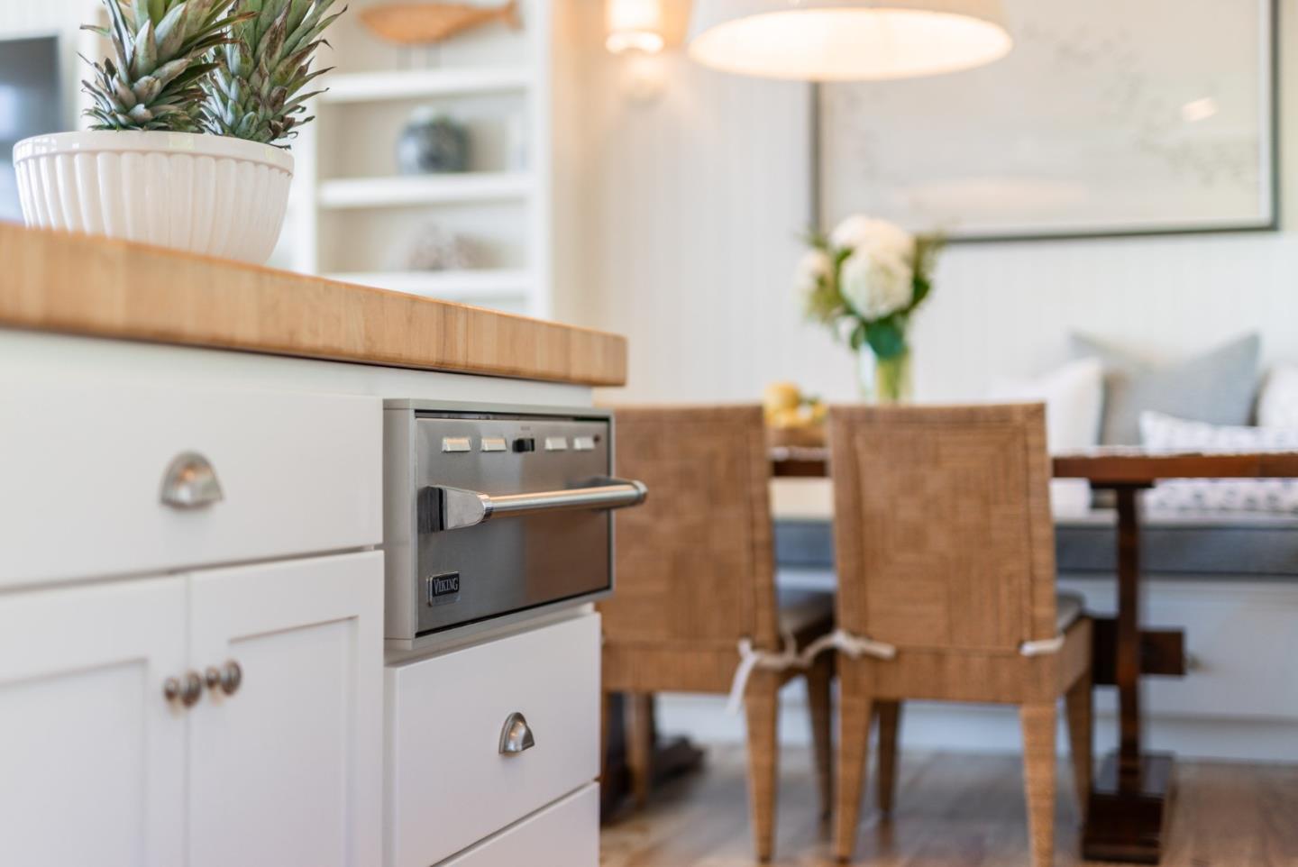 Detail Gallery Image 14 of 53 For 621 Beach Dr, Aptos,  CA 95003 - 4 Beds | 2 Baths