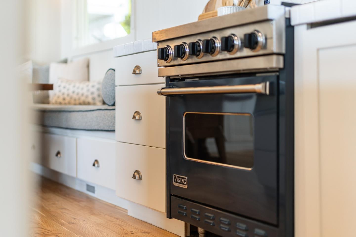 Detail Gallery Image 16 of 53 For 621 Beach Dr, Aptos,  CA 95003 - 4 Beds | 2 Baths