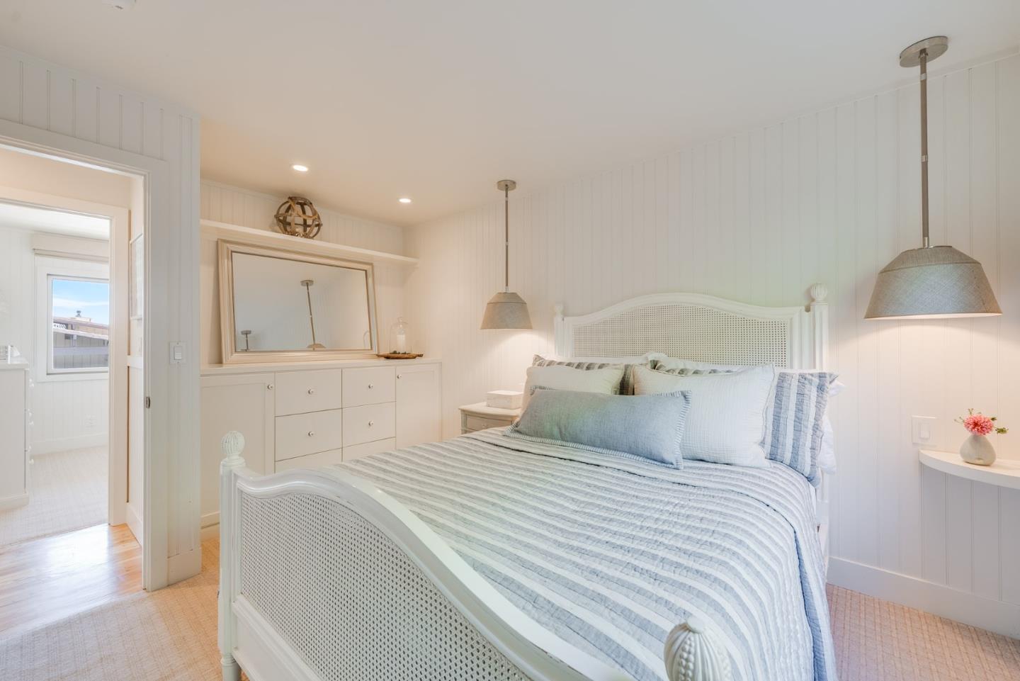 Detail Gallery Image 30 of 53 For 621 Beach Dr, Aptos,  CA 95003 - 4 Beds | 2 Baths
