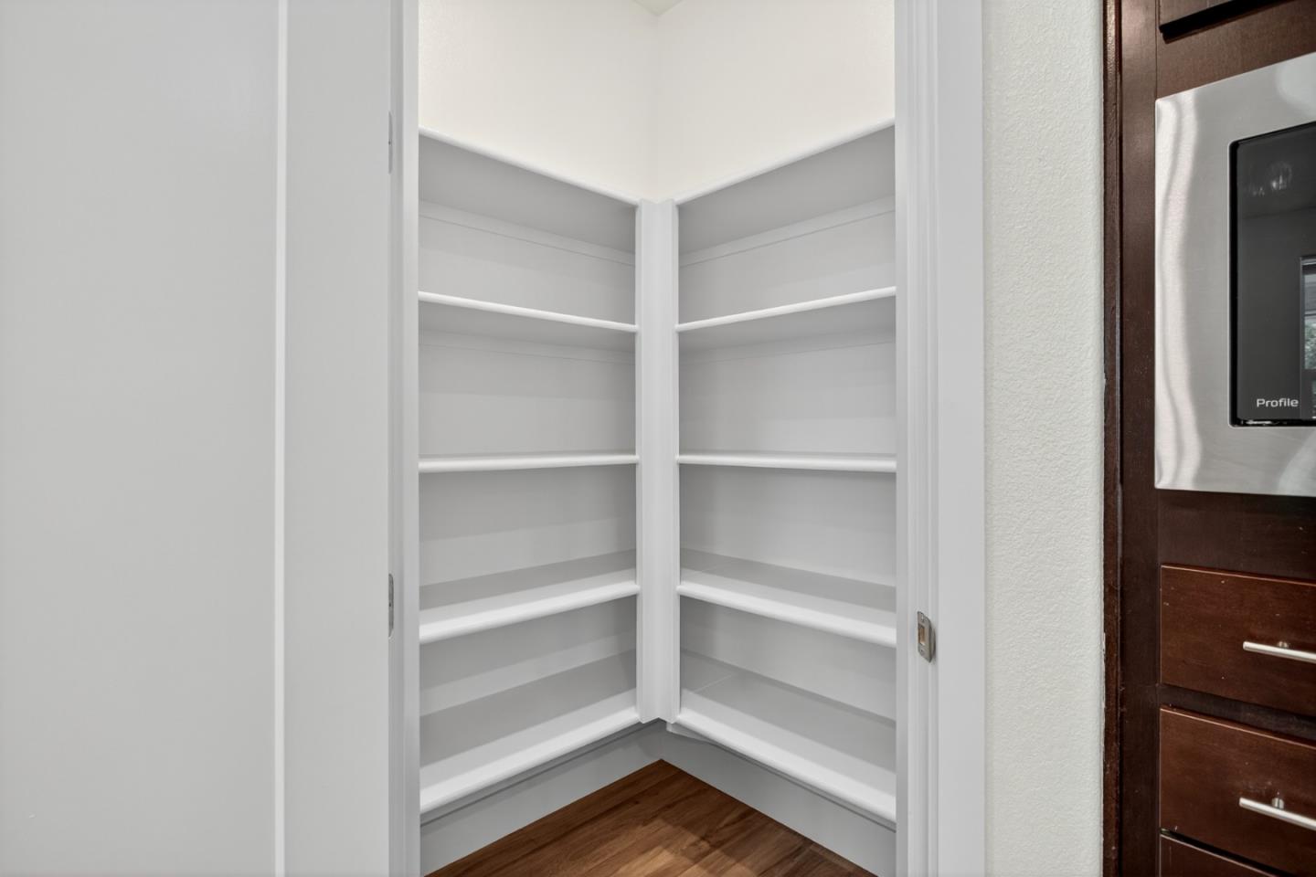 Detail Gallery Image 28 of 66 For 6640 Silverleaf Ct, Tracy,  CA 95377 - 5 Beds | 3/1 Baths