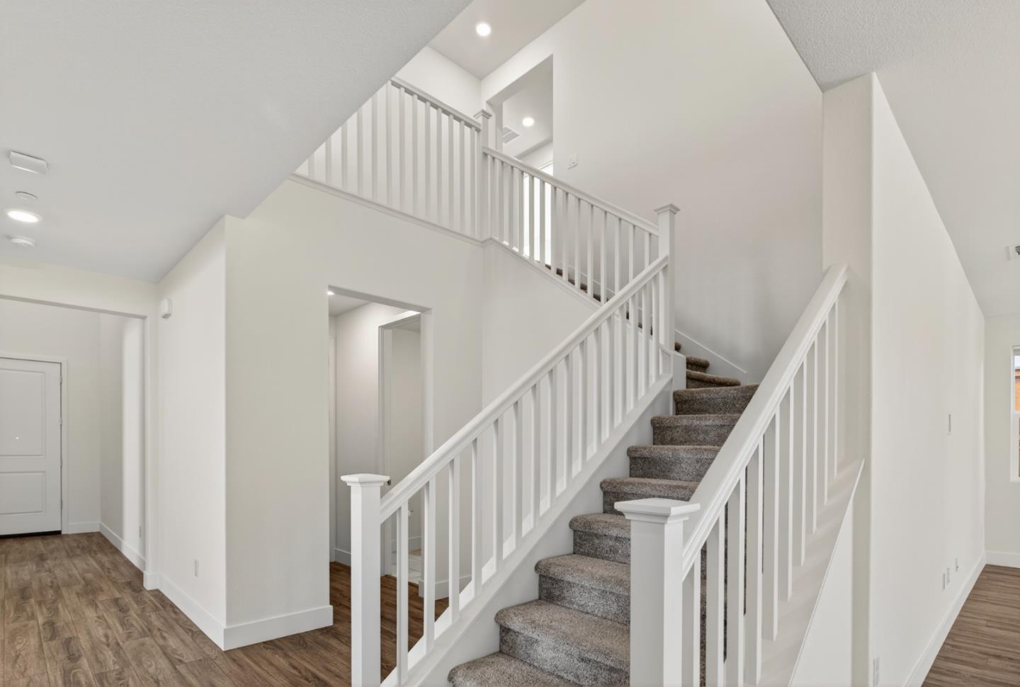 Detail Gallery Image 35 of 66 For 6640 Silverleaf Ct, Tracy,  CA 95377 - 5 Beds | 3/1 Baths