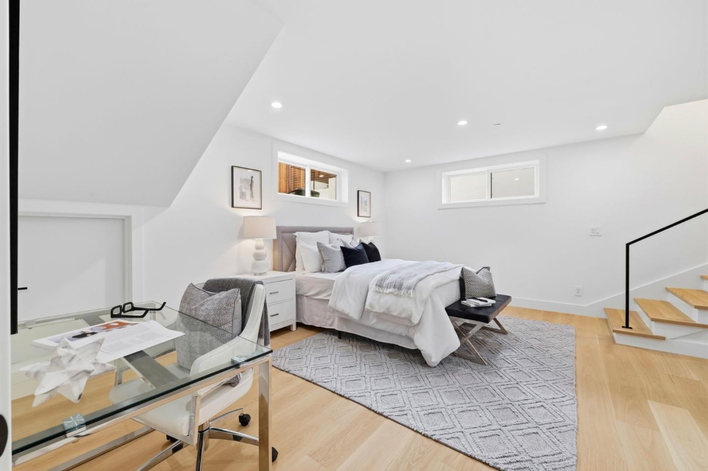 Detail Gallery Image 18 of 37 For 275 41st Ave, San Mateo,  CA 94403 - 4 Beds | 3 Baths