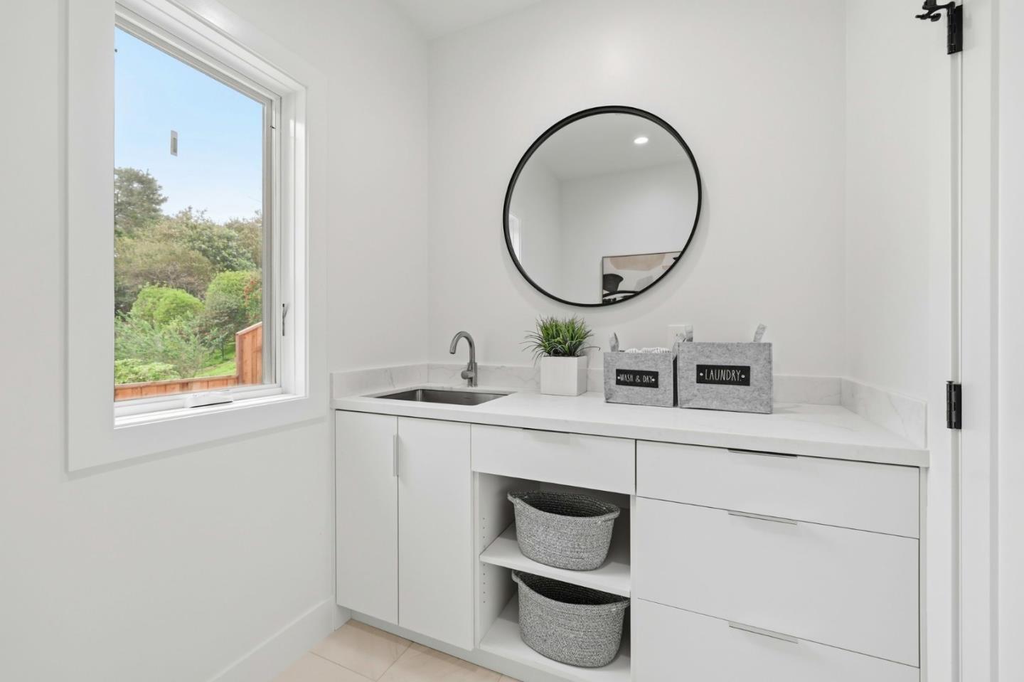 Detail Gallery Image 21 of 37 For 275 41st Ave, San Mateo,  CA 94403 - 4 Beds | 3 Baths