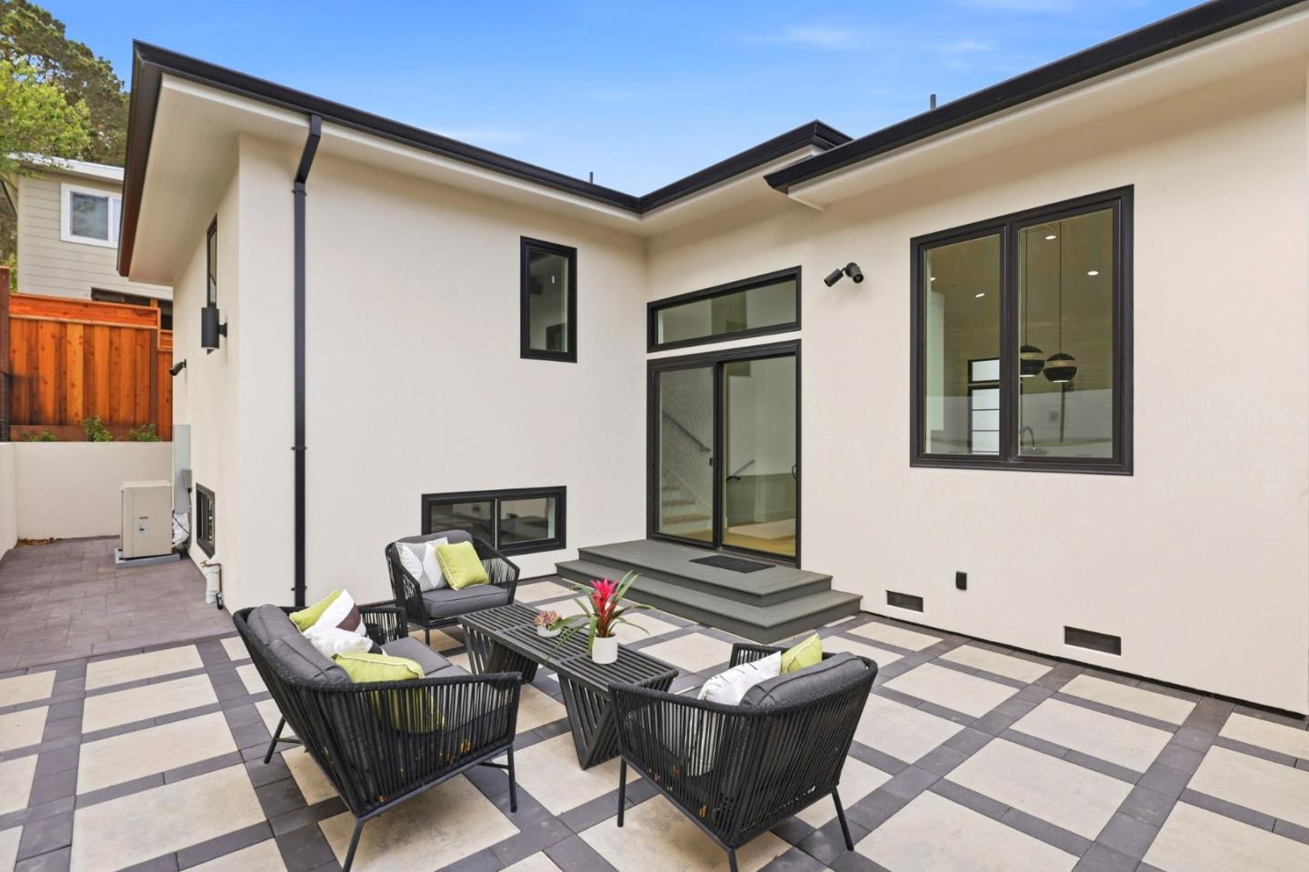 Detail Gallery Image 28 of 37 For 275 41st Ave, San Mateo,  CA 94403 - 4 Beds | 3 Baths