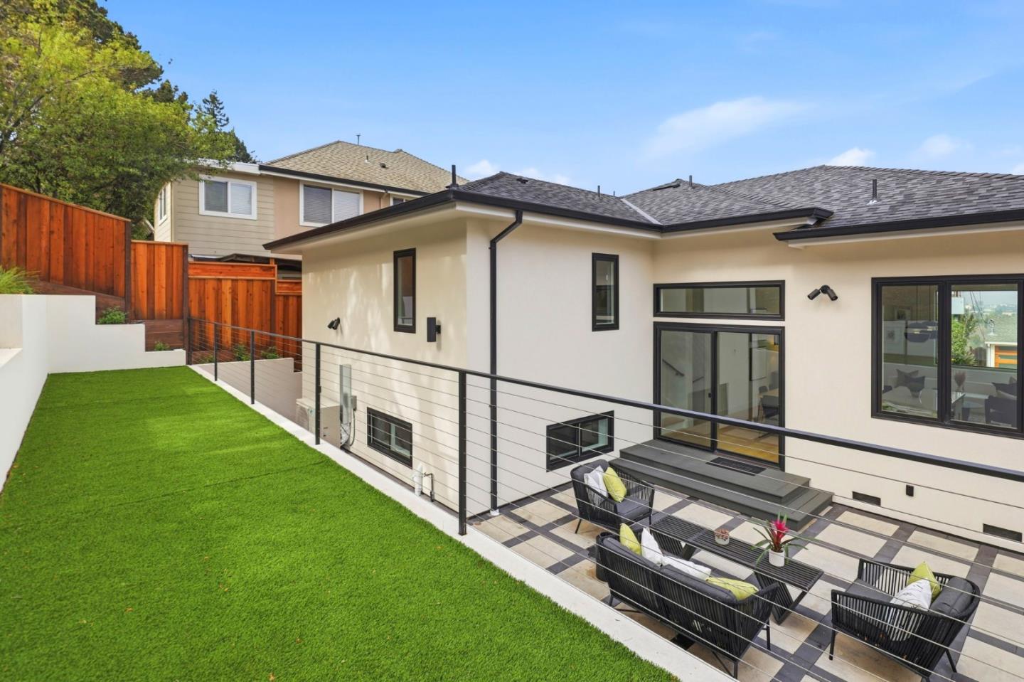 Detail Gallery Image 31 of 37 For 275 41st Ave, San Mateo,  CA 94403 - 4 Beds | 3 Baths