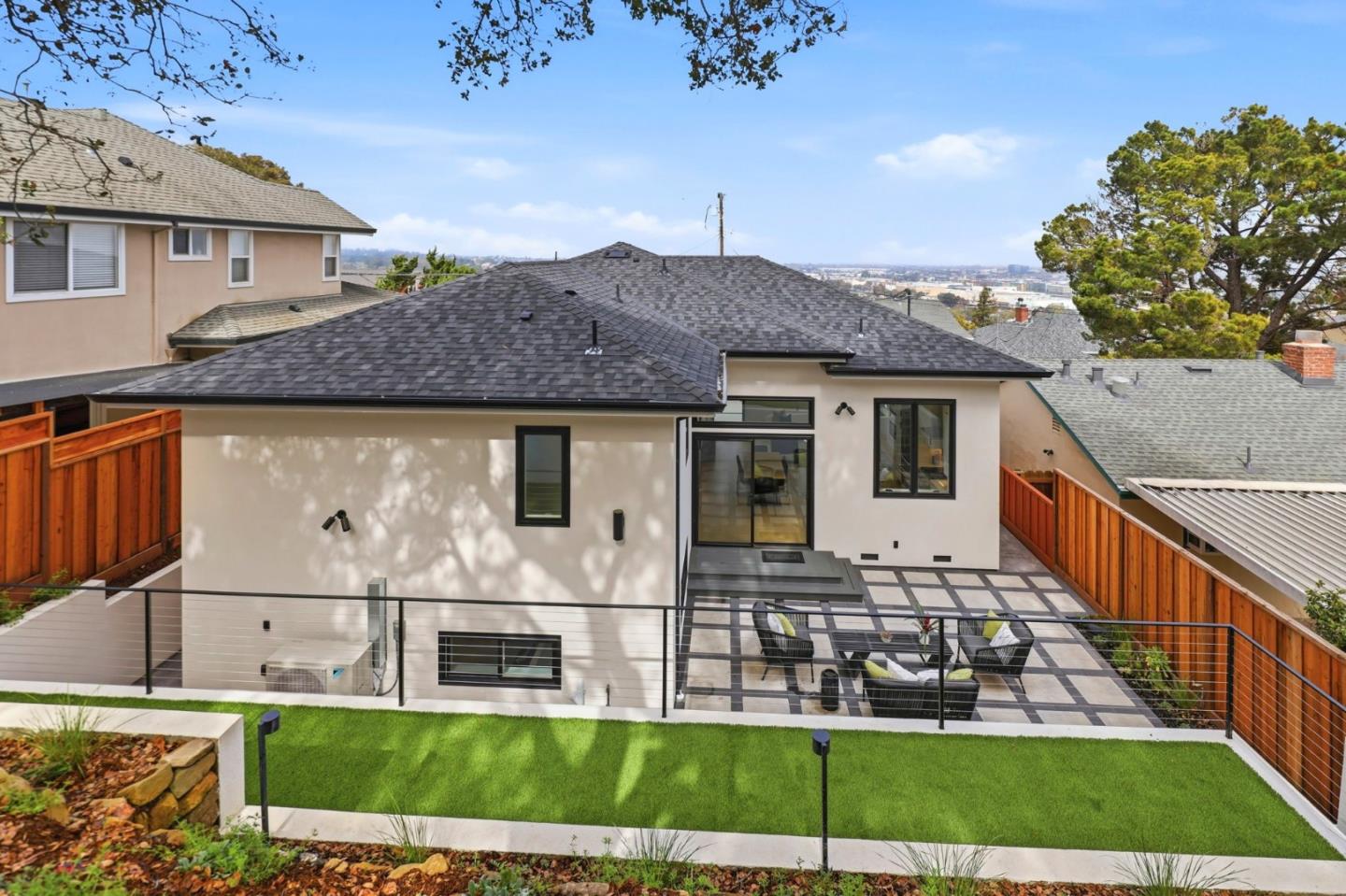 Detail Gallery Image 33 of 37 For 275 41st Ave, San Mateo,  CA 94403 - 4 Beds | 3 Baths