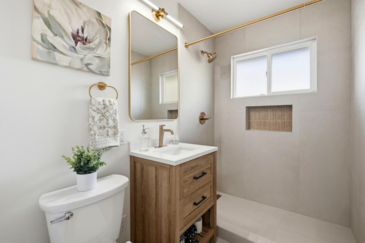 Detail Gallery Image 16 of 24 For 1115 Holmes Ave, Campbell,  CA 95008 - 3 Beds | 2 Baths