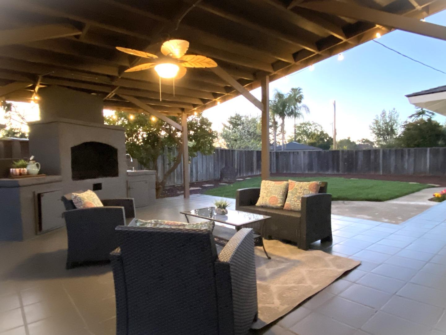 Detail Gallery Image 20 of 24 For 1115 Holmes Ave, Campbell,  CA 95008 - 3 Beds | 2 Baths