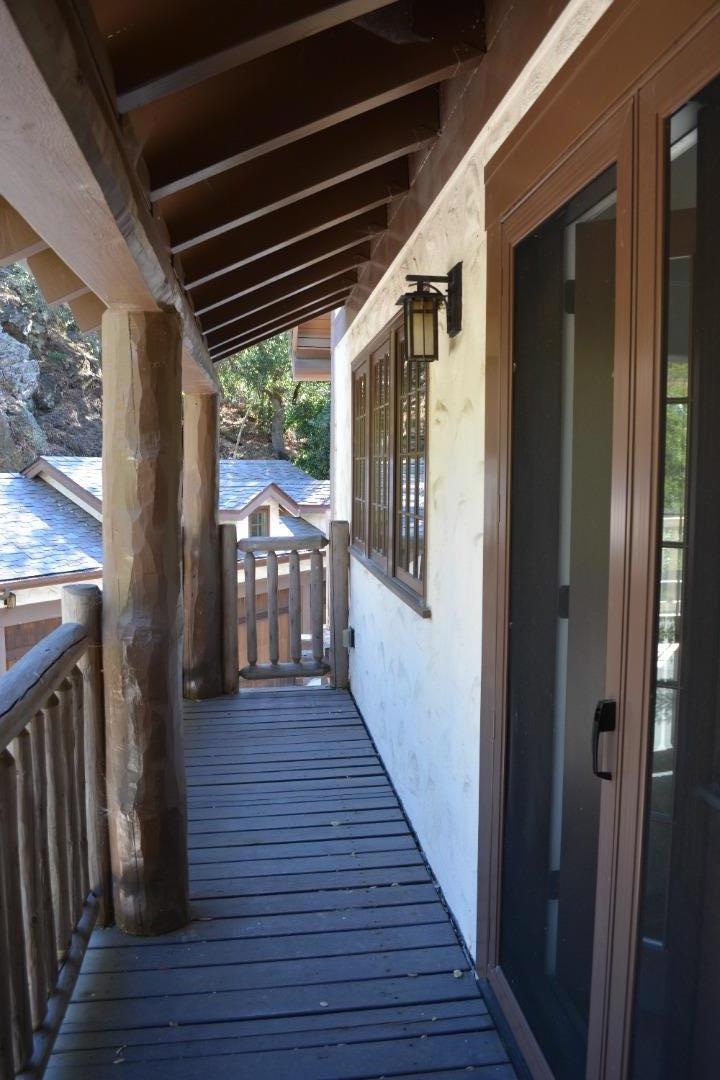 Detail Gallery Image 17 of 37 For 3035 Canyon Rd, Burlingame,  CA 94010 - 5 Beds | 4 Baths