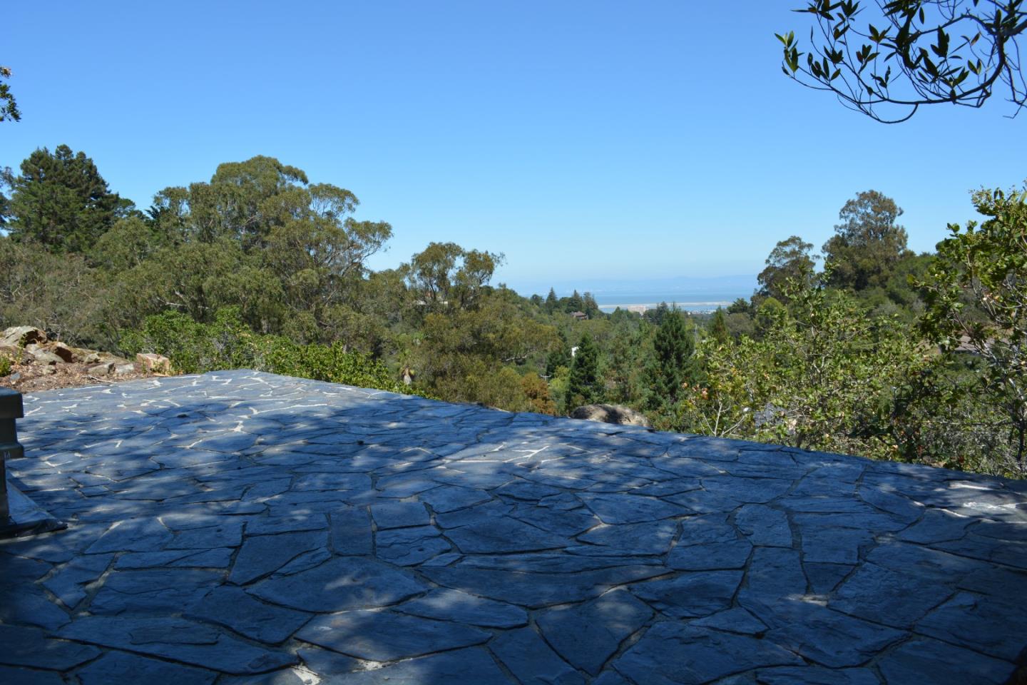 Detail Gallery Image 30 of 37 For 3035 Canyon Rd, Burlingame,  CA 94010 - 5 Beds | 4 Baths