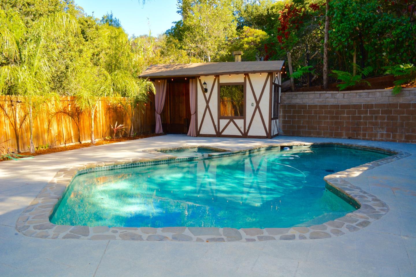 Detail Gallery Image 32 of 37 For 3035 Canyon Rd, Burlingame,  CA 94010 - 5 Beds | 4 Baths