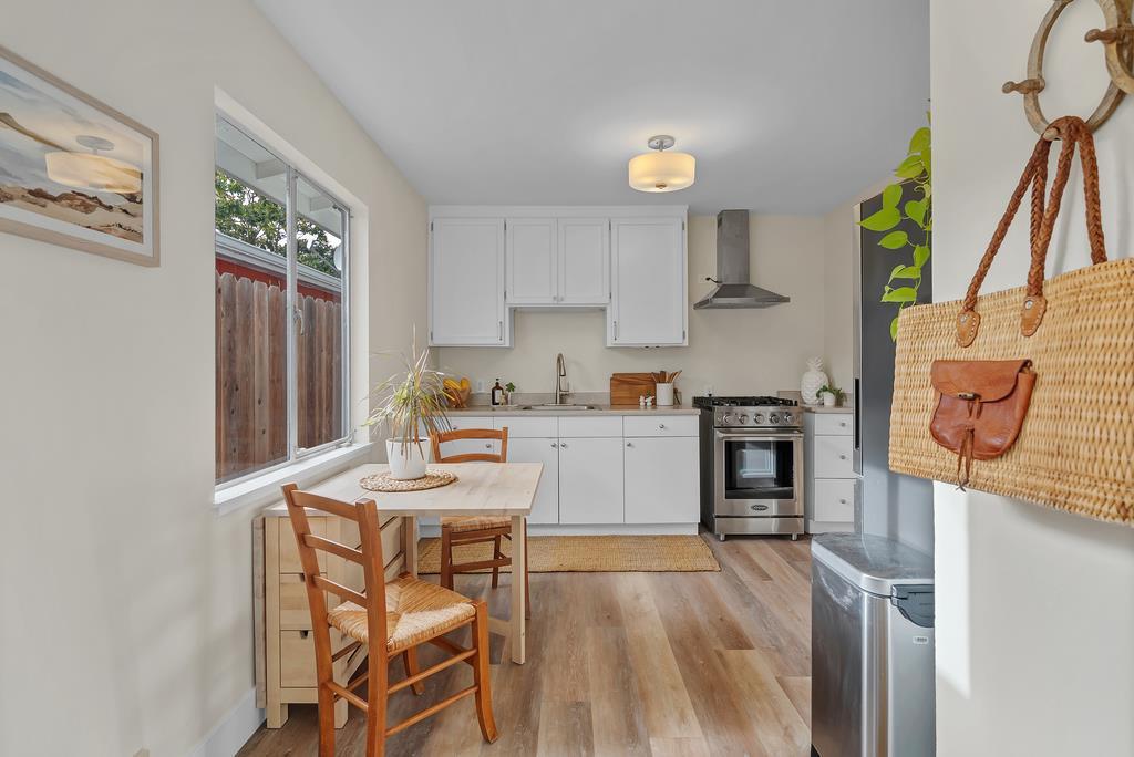 Detail Gallery Image 16 of 28 For 130 Hainline Rd, Aptos,  CA 95003 - 2 Beds | 1 Baths