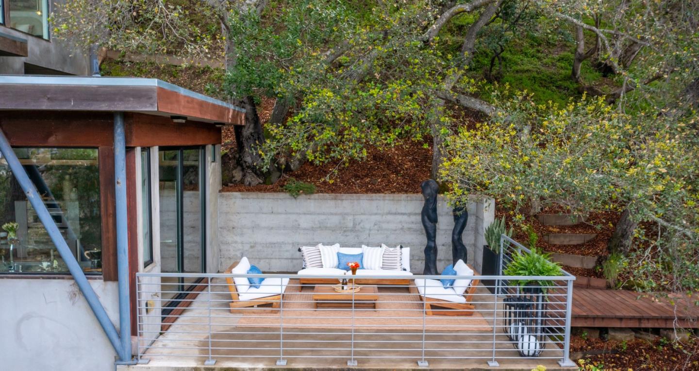 Detail Gallery Image 19 of 24 For 239 Manor Dr, San Carlos,  CA 94070 - 2 Beds | 2 Baths