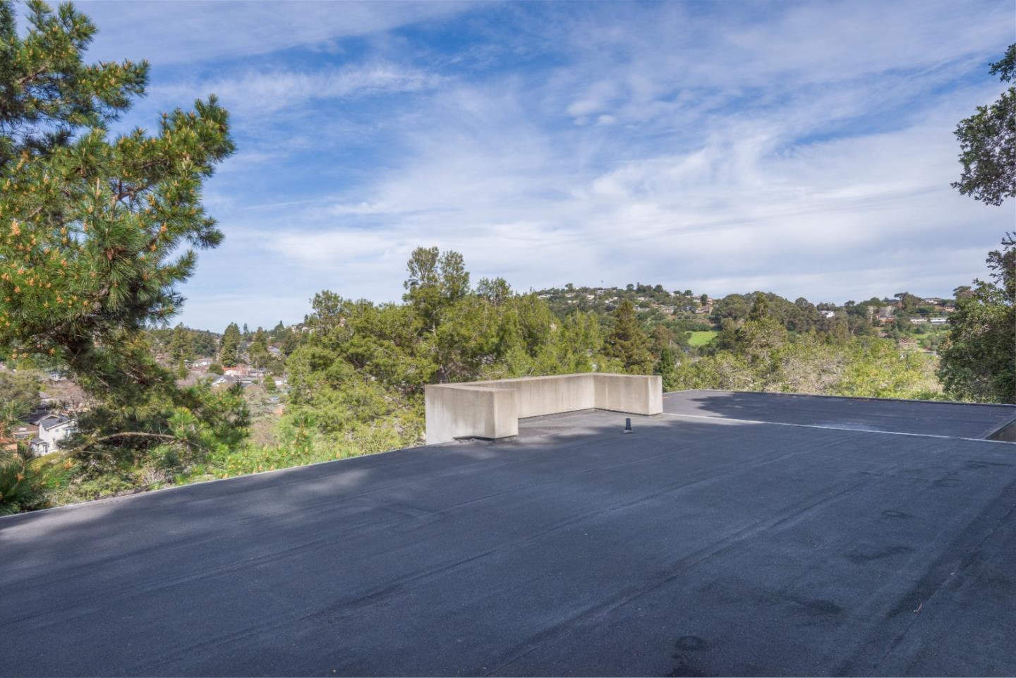 Detail Gallery Image 20 of 24 For 239 Manor Dr, San Carlos,  CA 94070 - 2 Beds | 2 Baths