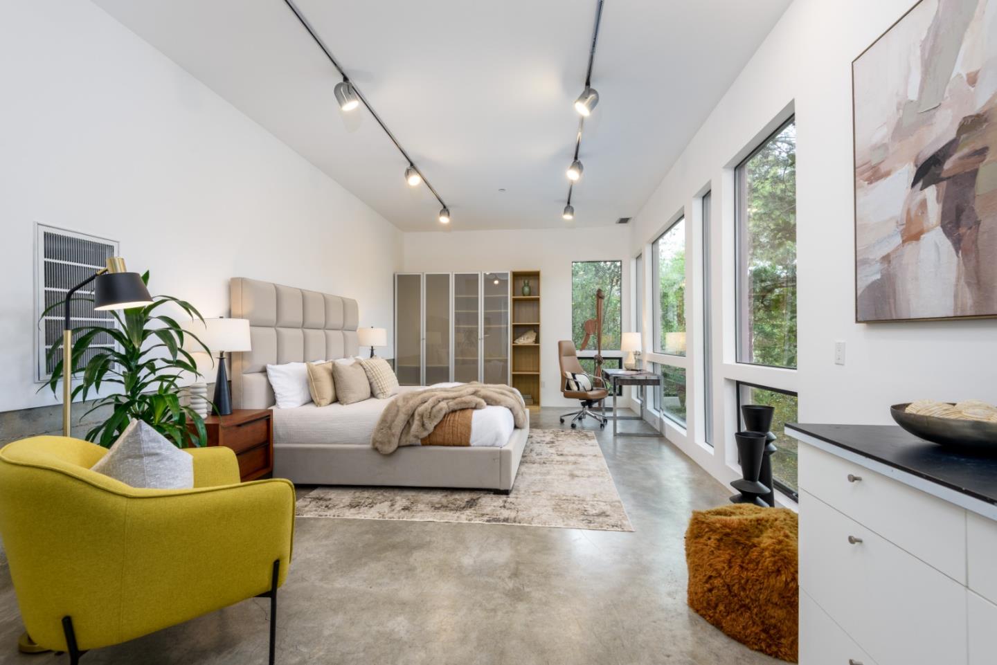 Detail Gallery Image 3 of 24 For 239 Manor Dr, San Carlos,  CA 94070 - 2 Beds | 2 Baths