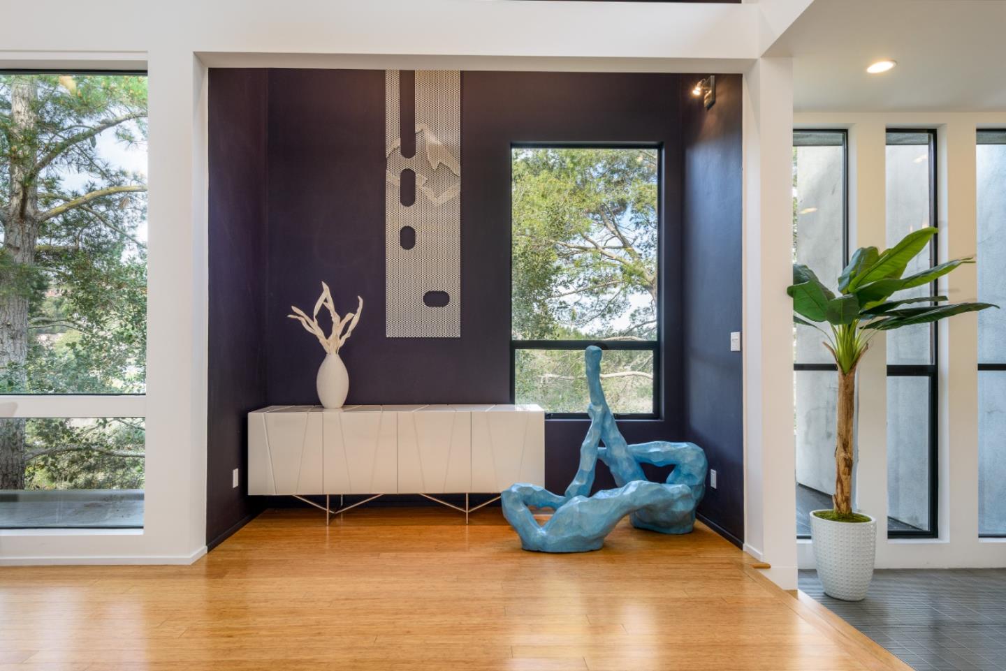 Detail Gallery Image 4 of 24 For 239 Manor Dr, San Carlos,  CA 94070 - 2 Beds | 2 Baths