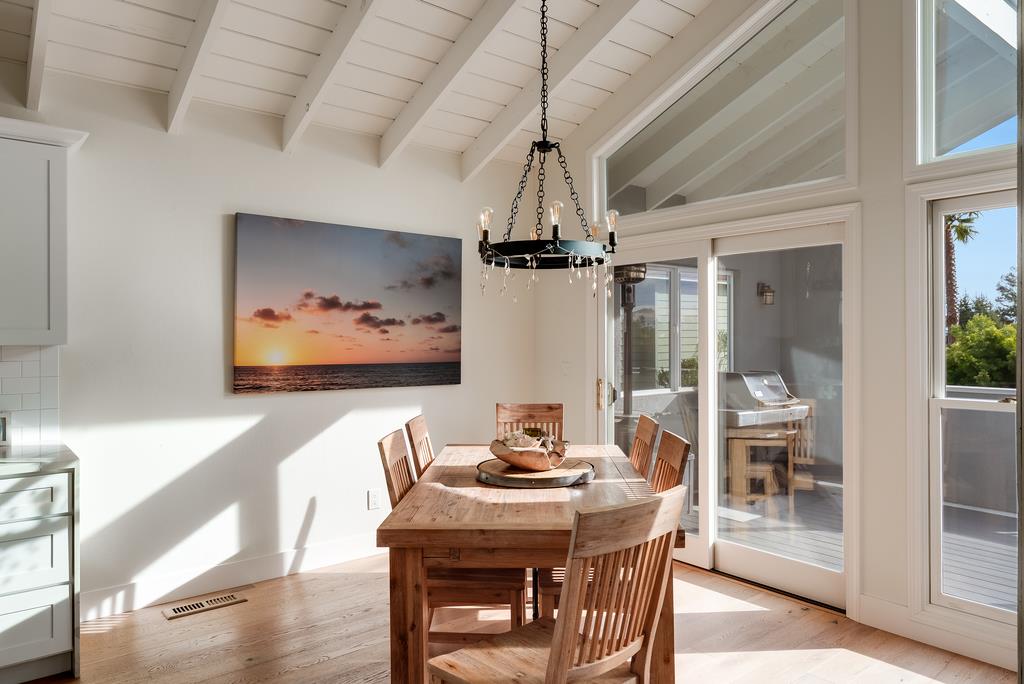 Detail Gallery Image 10 of 50 For 600 Saint Andrews Dr, Aptos,  CA 95003 - 4 Beds | 3/1 Baths