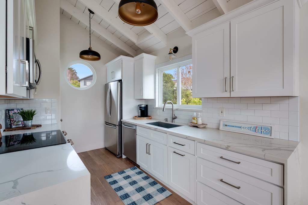 Detail Gallery Image 14 of 50 For 600 Saint Andrews Dr, Aptos,  CA 95003 - 4 Beds | 3/1 Baths