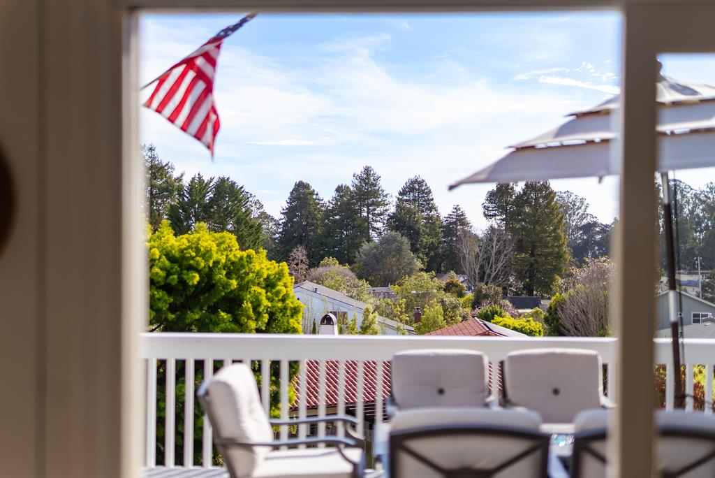 Detail Gallery Image 20 of 50 For 600 Saint Andrews Dr, Aptos,  CA 95003 - 4 Beds | 3/1 Baths