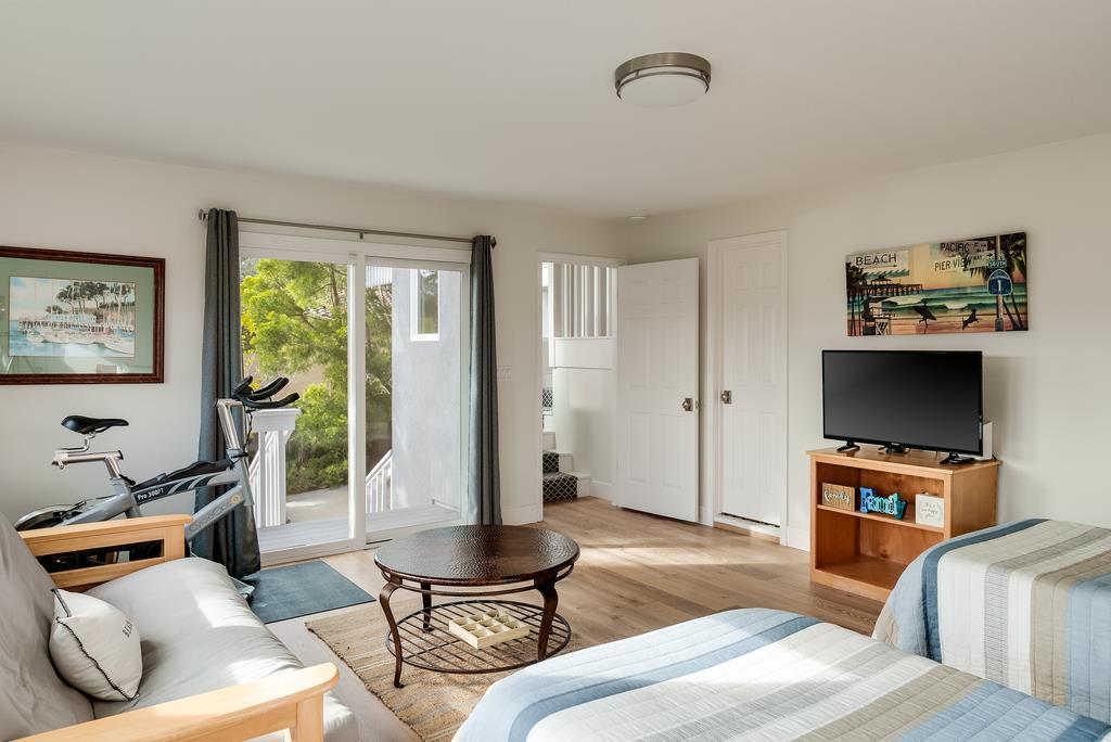 Detail Gallery Image 43 of 50 For 600 Saint Andrews Dr, Aptos,  CA 95003 - 4 Beds | 3/1 Baths