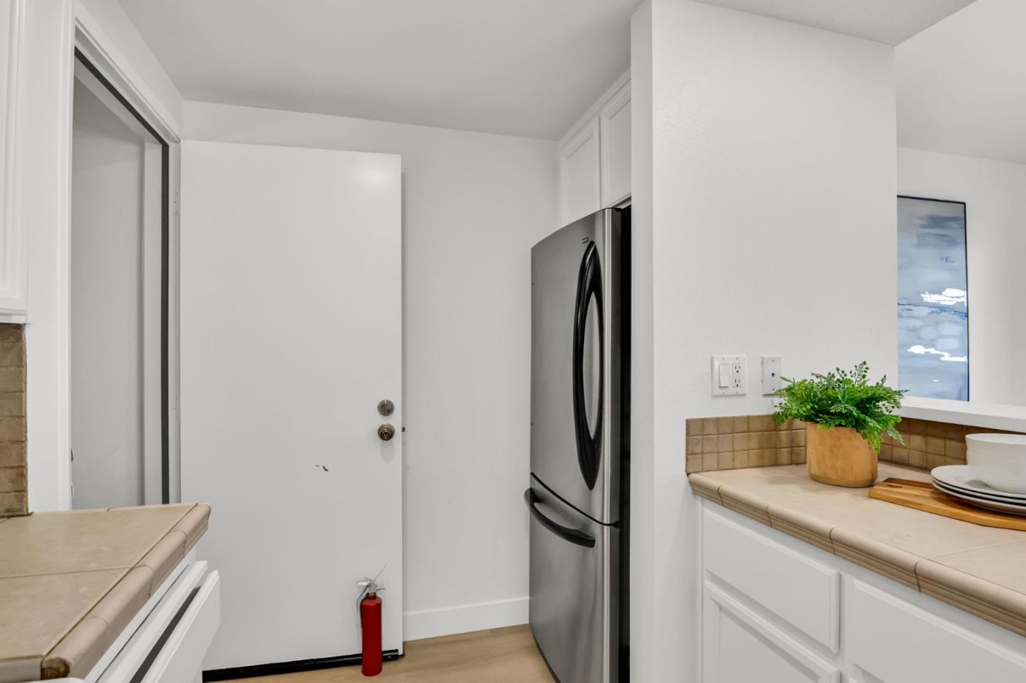 Detail Gallery Image 11 of 30 For 34631 Pueblo Ter, Fremont,  CA 94555 - 2 Beds | 2 Baths