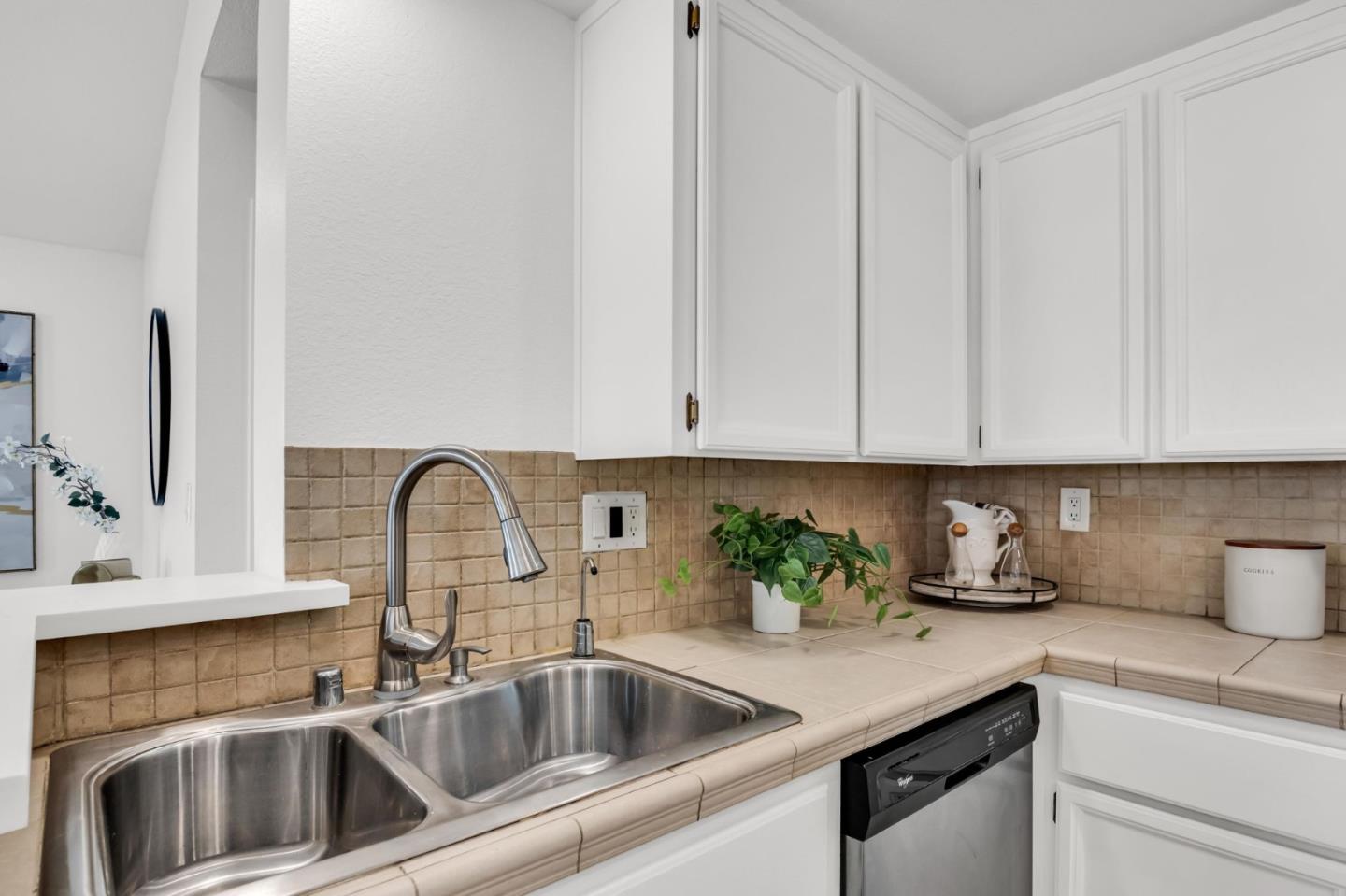 Detail Gallery Image 12 of 30 For 34631 Pueblo Ter, Fremont,  CA 94555 - 2 Beds | 2 Baths