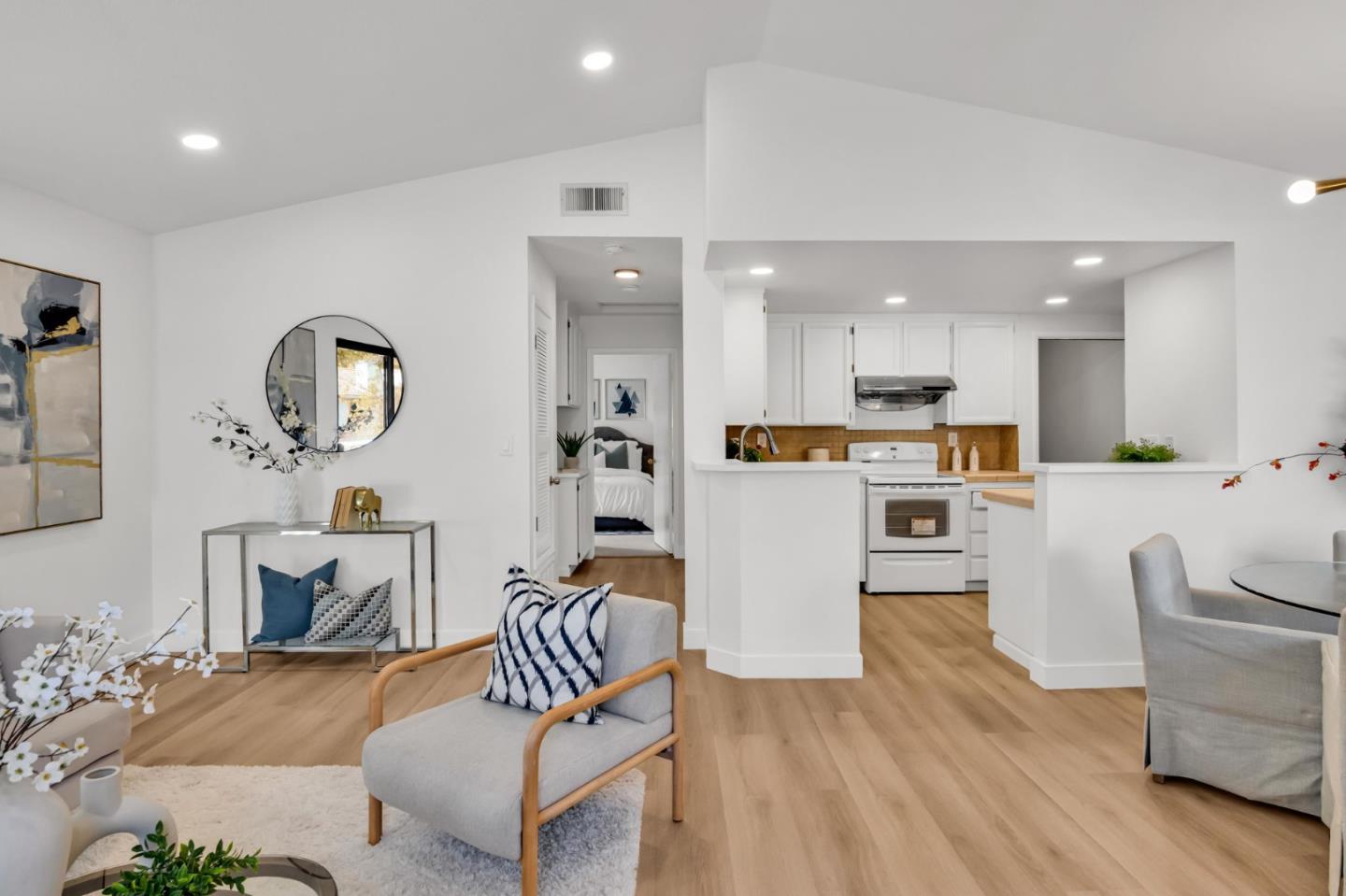 Detail Gallery Image 7 of 30 For 34631 Pueblo Ter, Fremont,  CA 94555 - 2 Beds | 2 Baths