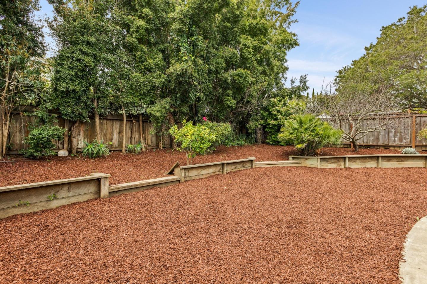 Detail Gallery Image 35 of 43 For 602 Alameda De Las Pulgas, Belmont,  CA 94002 - 3 Beds | 2 Baths