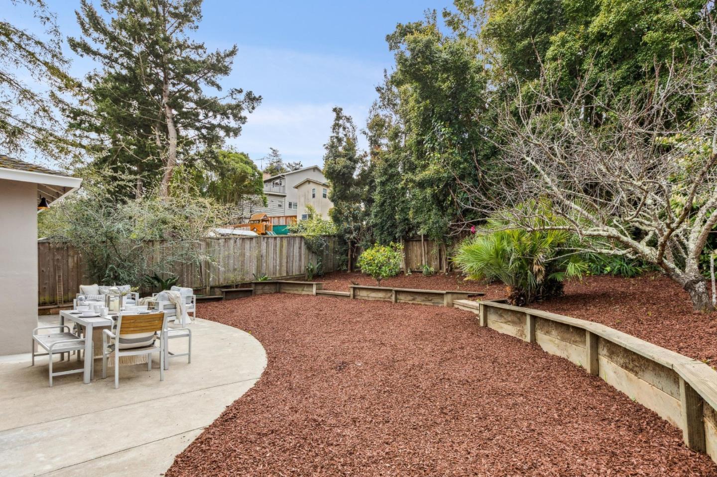 Detail Gallery Image 36 of 43 For 602 Alameda De Las Pulgas, Belmont,  CA 94002 - 3 Beds | 2 Baths