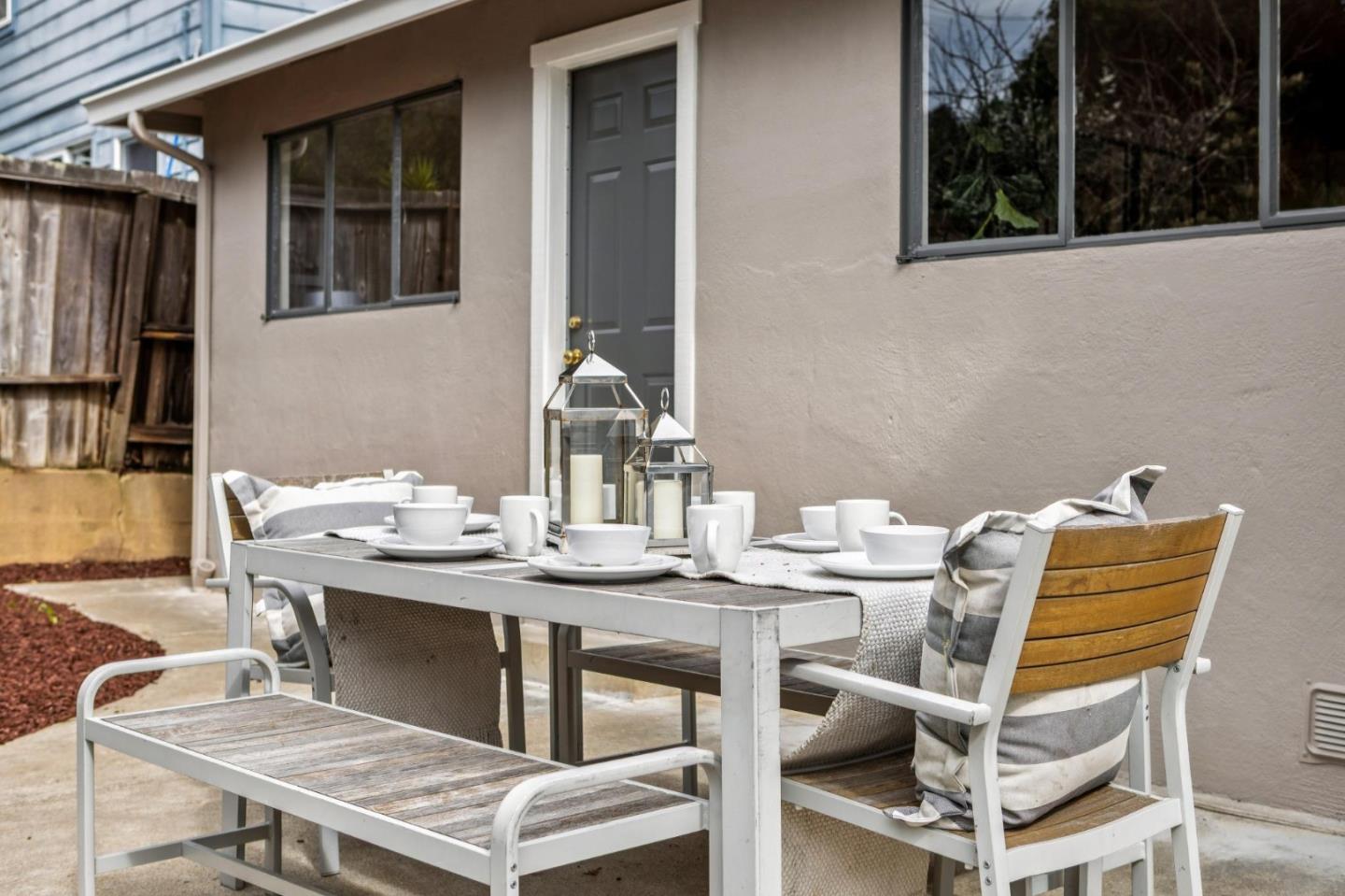 Detail Gallery Image 39 of 43 For 602 Alameda De Las Pulgas, Belmont,  CA 94002 - 3 Beds | 2 Baths