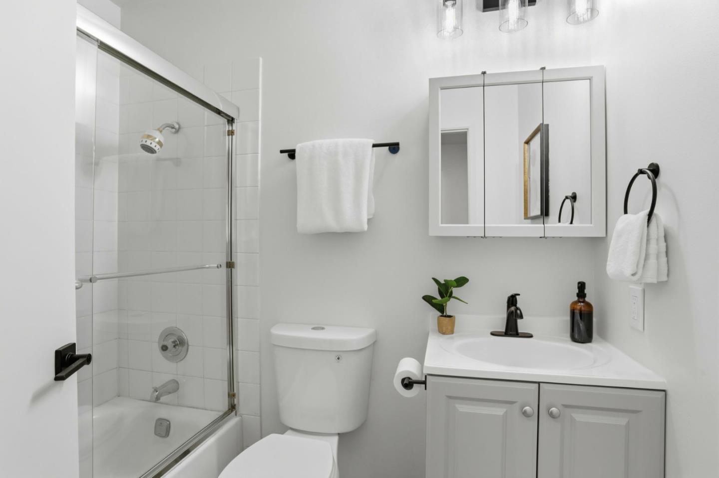 Photo #13: ML82036477 Listing: Photo #13