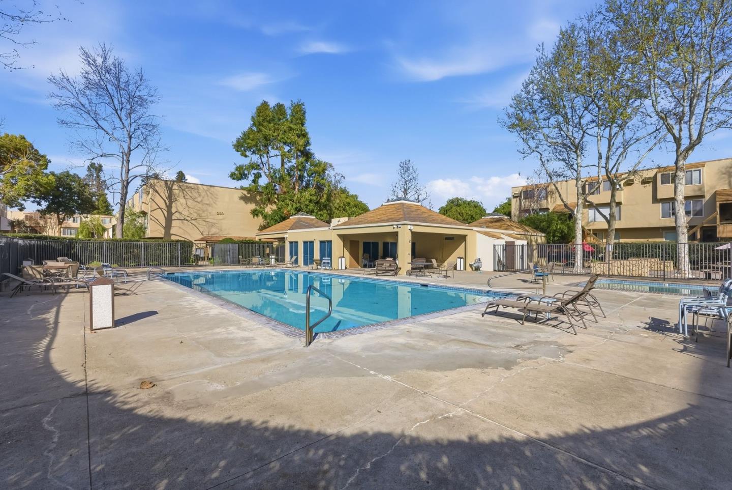 Detail Gallery Image 31 of 38 For 4425 Norwalk Dr #29,  San Jose,  CA 95129 - 2 Beds | 1/1 Baths