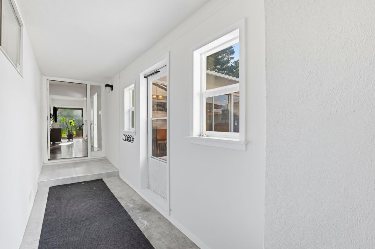 Detail Gallery Image 2 of 35 For 2741 Oakmont Dr, San Bruno,  CA 94066 - 4 Beds | 2 Baths