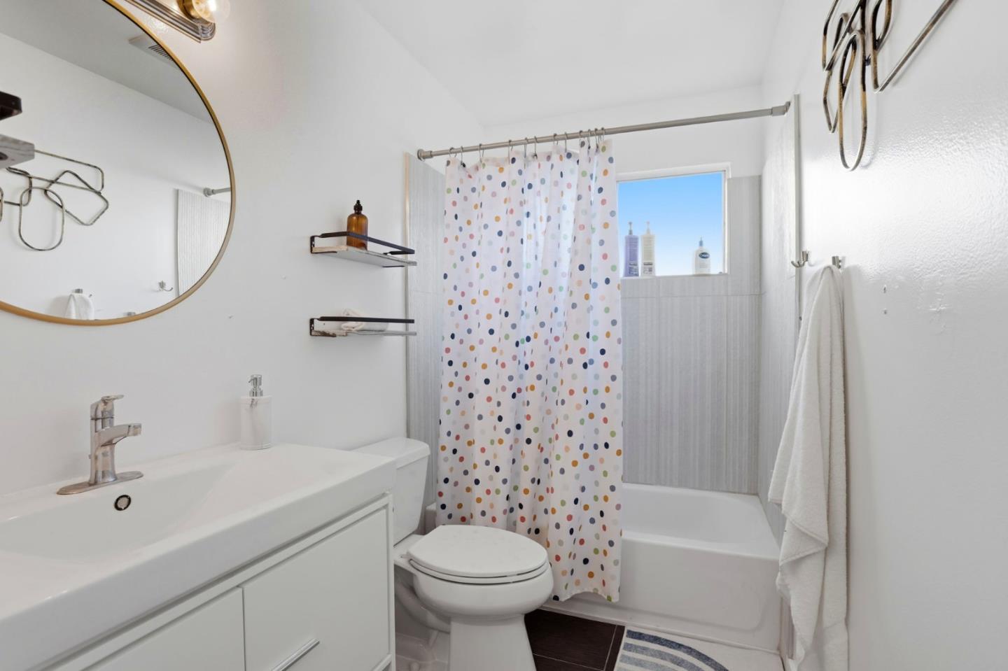 Detail Gallery Image 26 of 35 For 2741 Oakmont Dr, San Bruno,  CA 94066 - 4 Beds | 2 Baths