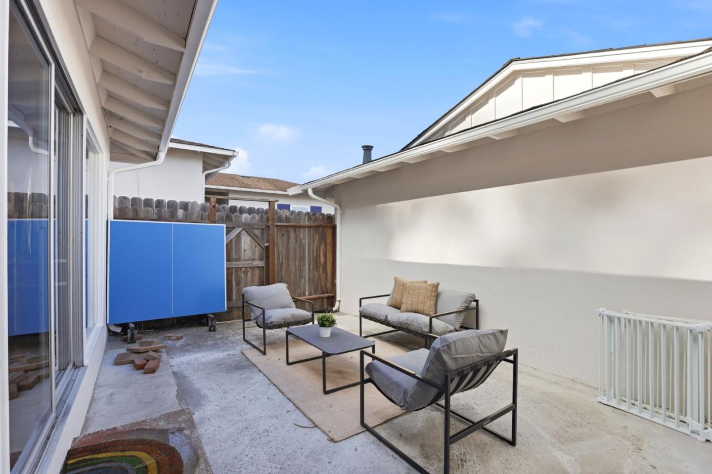 Detail Gallery Image 29 of 35 For 2741 Oakmont Dr, San Bruno,  CA 94066 - 4 Beds | 2 Baths