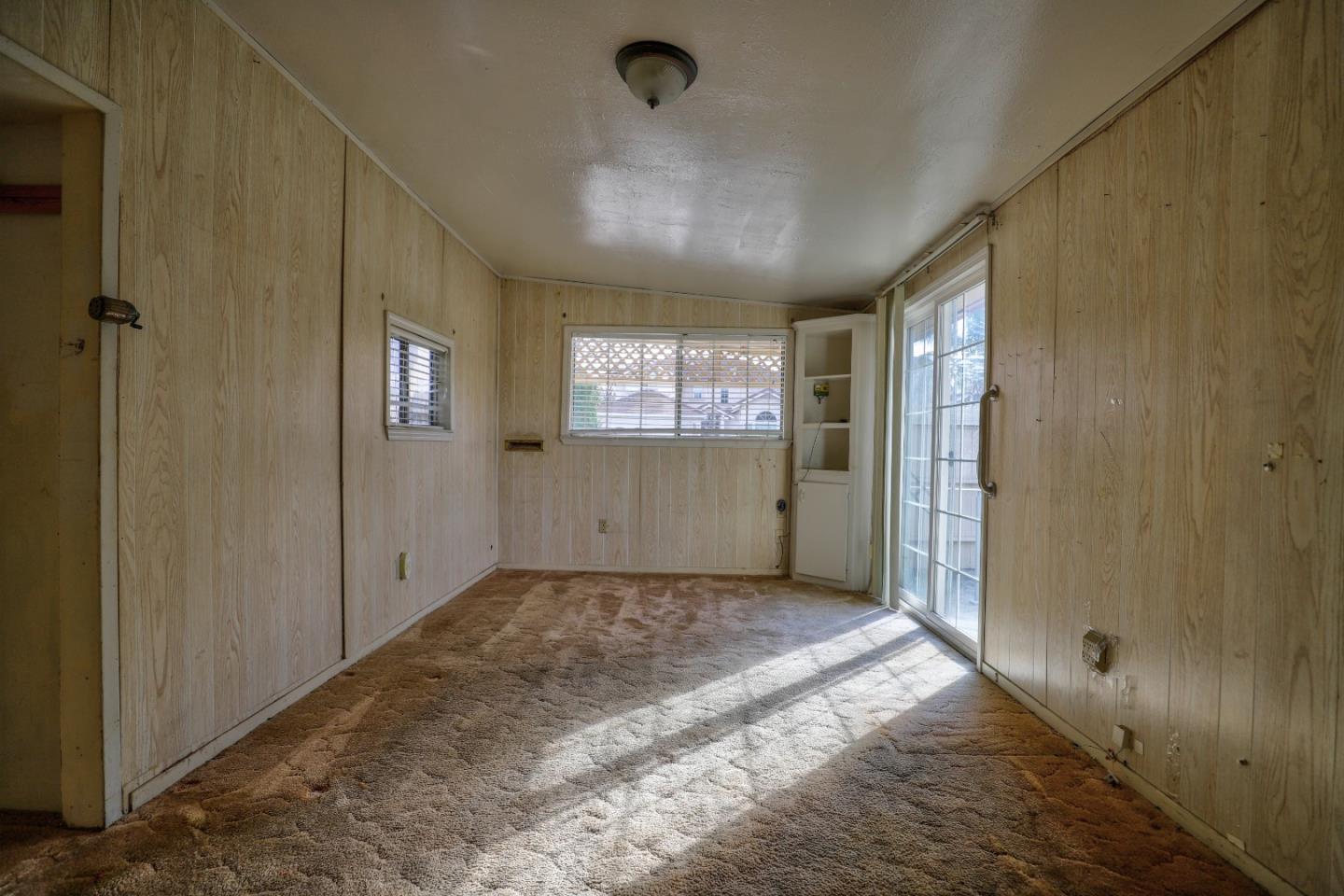 Detail Gallery Image 12 of 18 For 18911 Pendergast Ave, Cupertino,  CA 95014 - 3 Beds | 1 Baths