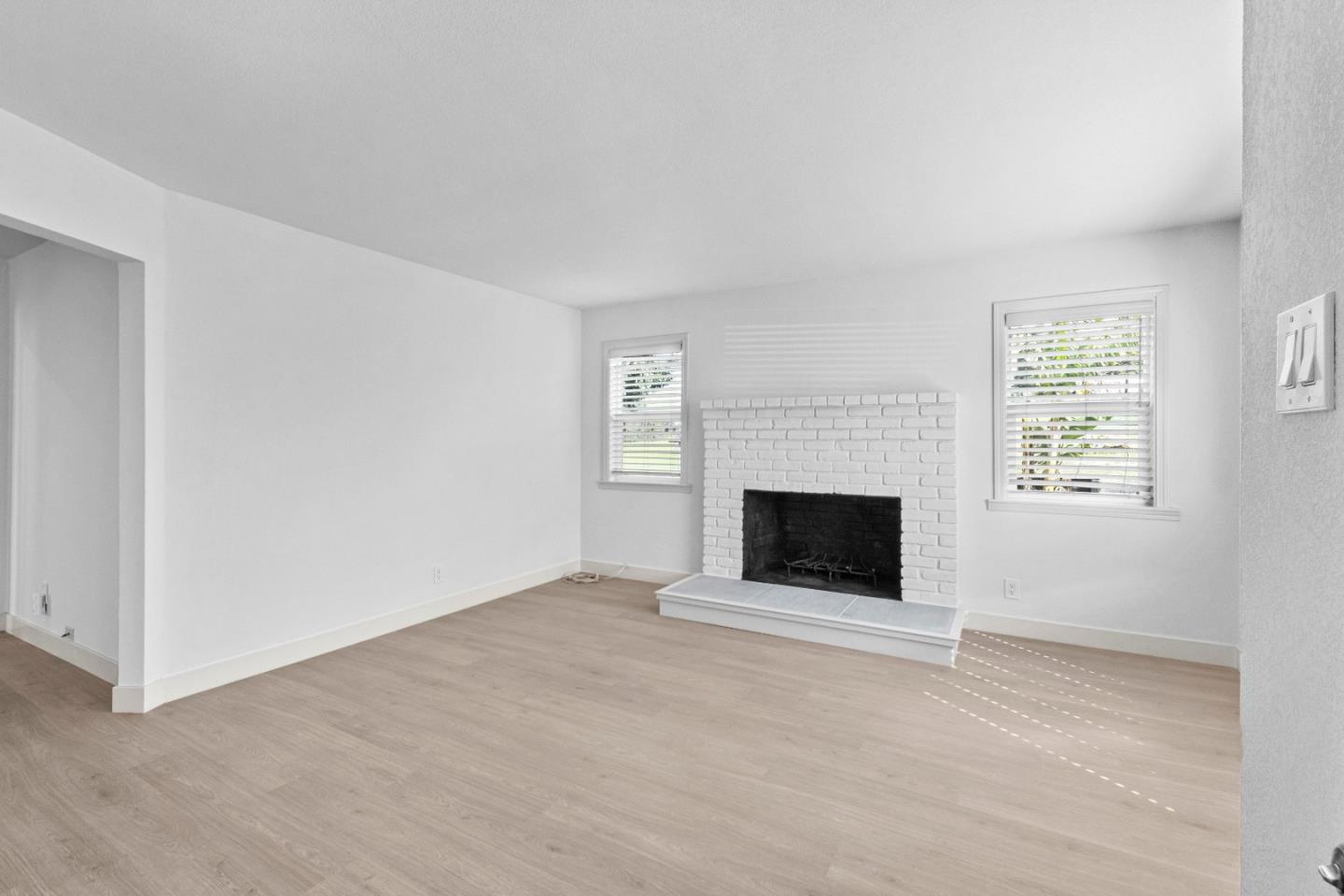 Detail Gallery Image 13 of 103 For 2363 Pleasant Acres Dr, San Jose,  CA 95148 - 3 Beds | 2 Baths