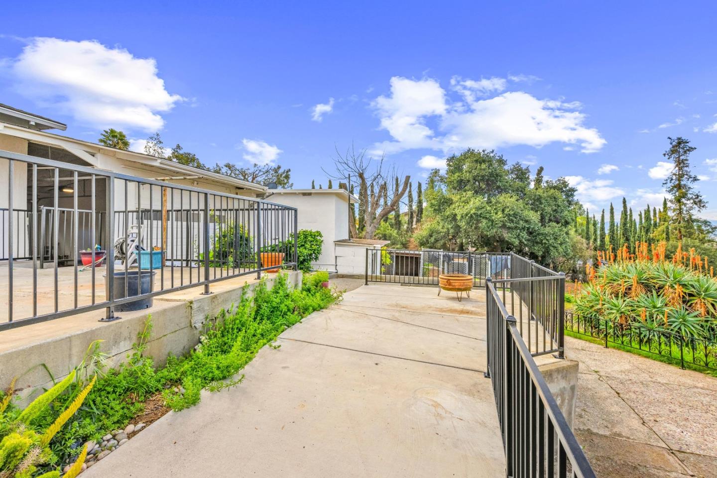 Detail Gallery Image 70 of 103 For 2363 Pleasant Acres Dr, San Jose,  CA 95148 - 3 Beds | 2 Baths