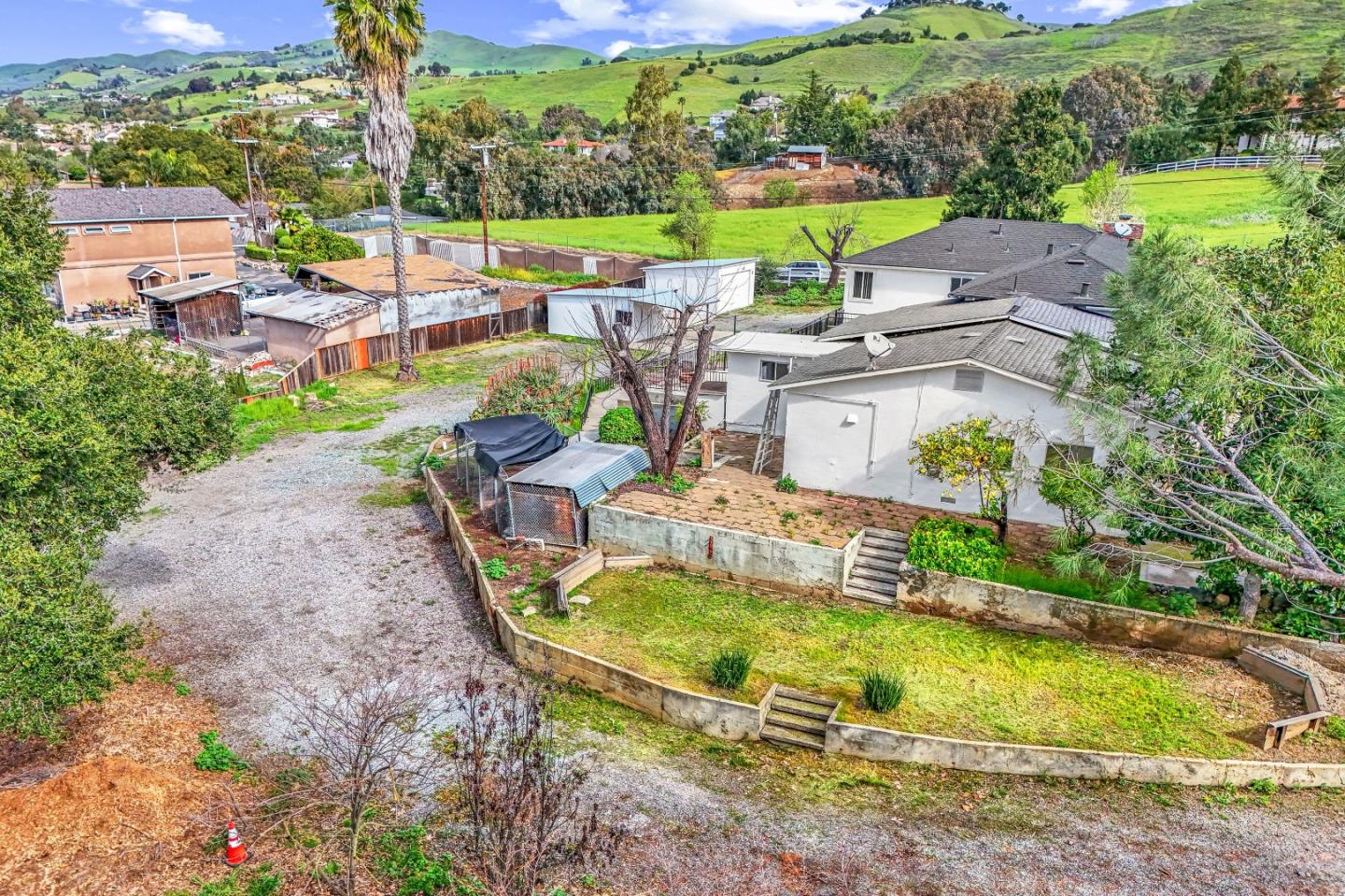 Detail Gallery Image 87 of 103 For 2363 Pleasant Acres Dr, San Jose,  CA 95148 - 3 Beds | 2 Baths