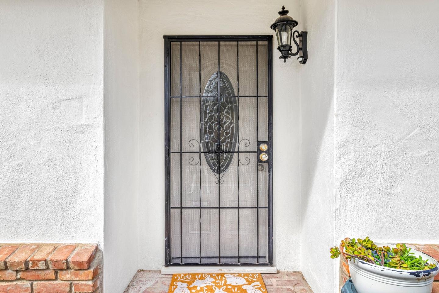 Detail Gallery Image 9 of 103 For 2363 Pleasant Acres Dr, San Jose,  CA 95148 - 3 Beds | 2 Baths