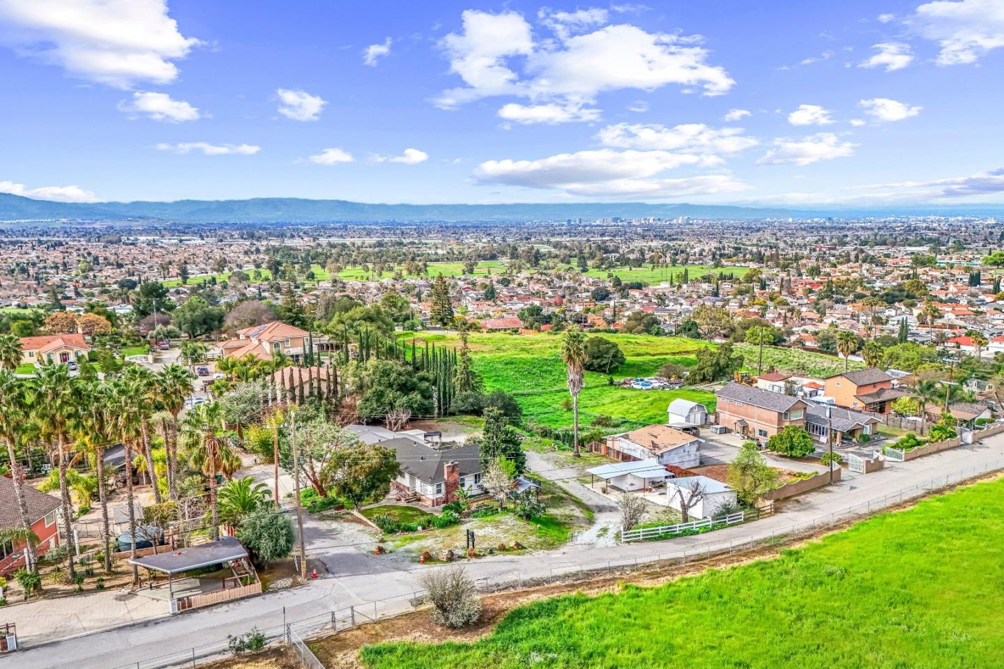 Detail Gallery Image 91 of 103 For 2363 Pleasant Acres Dr, San Jose,  CA 95148 - 3 Beds | 2 Baths