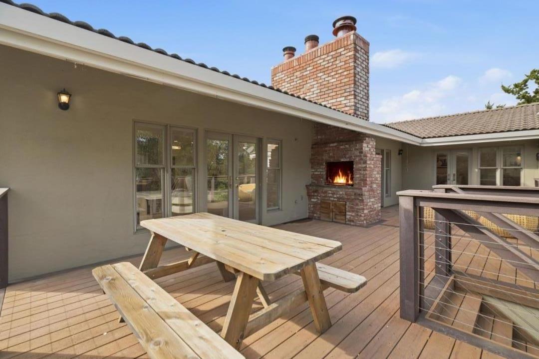 Detail Gallery Image 32 of 39 For 10140 Hillcrest Rd, Cupertino,  CA 95014 - 4 Beds | 2 Baths