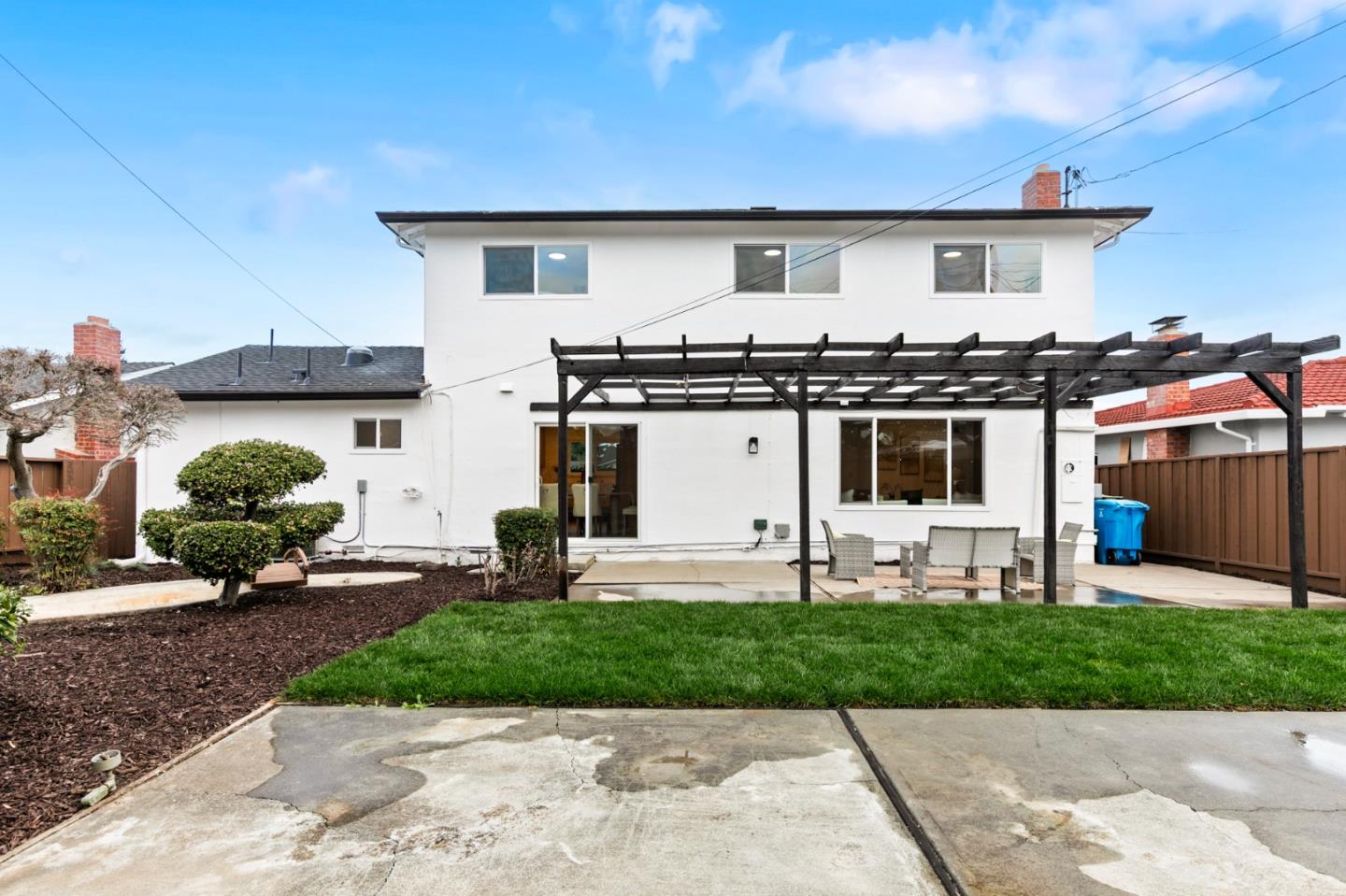 Detail Gallery Image 15 of 17 For 3282 Loma Alta Dr, Santa Clara,  CA 95051 - 4 Beds | 2 Baths