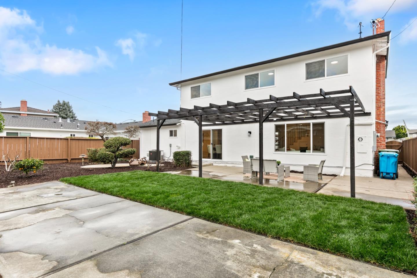 Detail Gallery Image 16 of 17 For 3282 Loma Alta Dr, Santa Clara,  CA 95051 - 4 Beds | 2 Baths