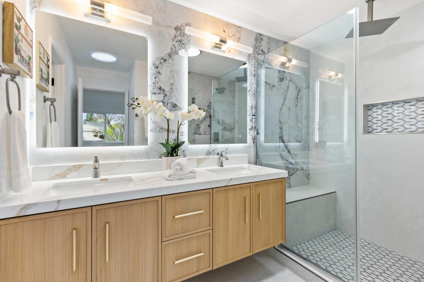 Detail Gallery Image 8 of 17 For 3282 Loma Alta Dr, Santa Clara,  CA 95051 - 4 Beds | 2 Baths