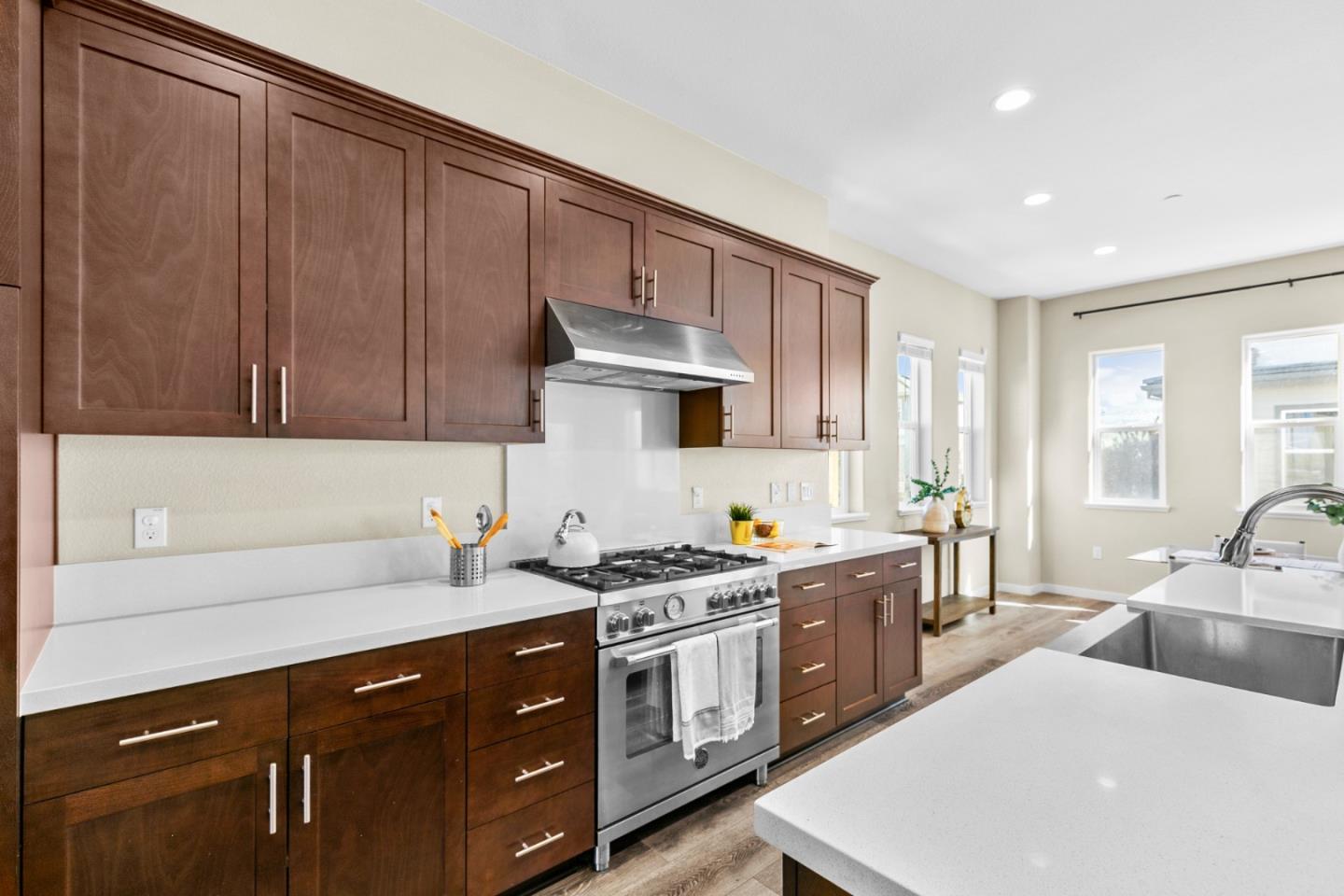 Detail Gallery Image 17 of 58 For 2130 Pastoral Loop, San Jose,  CA 95122 - 3 Beds | 2/2 Baths