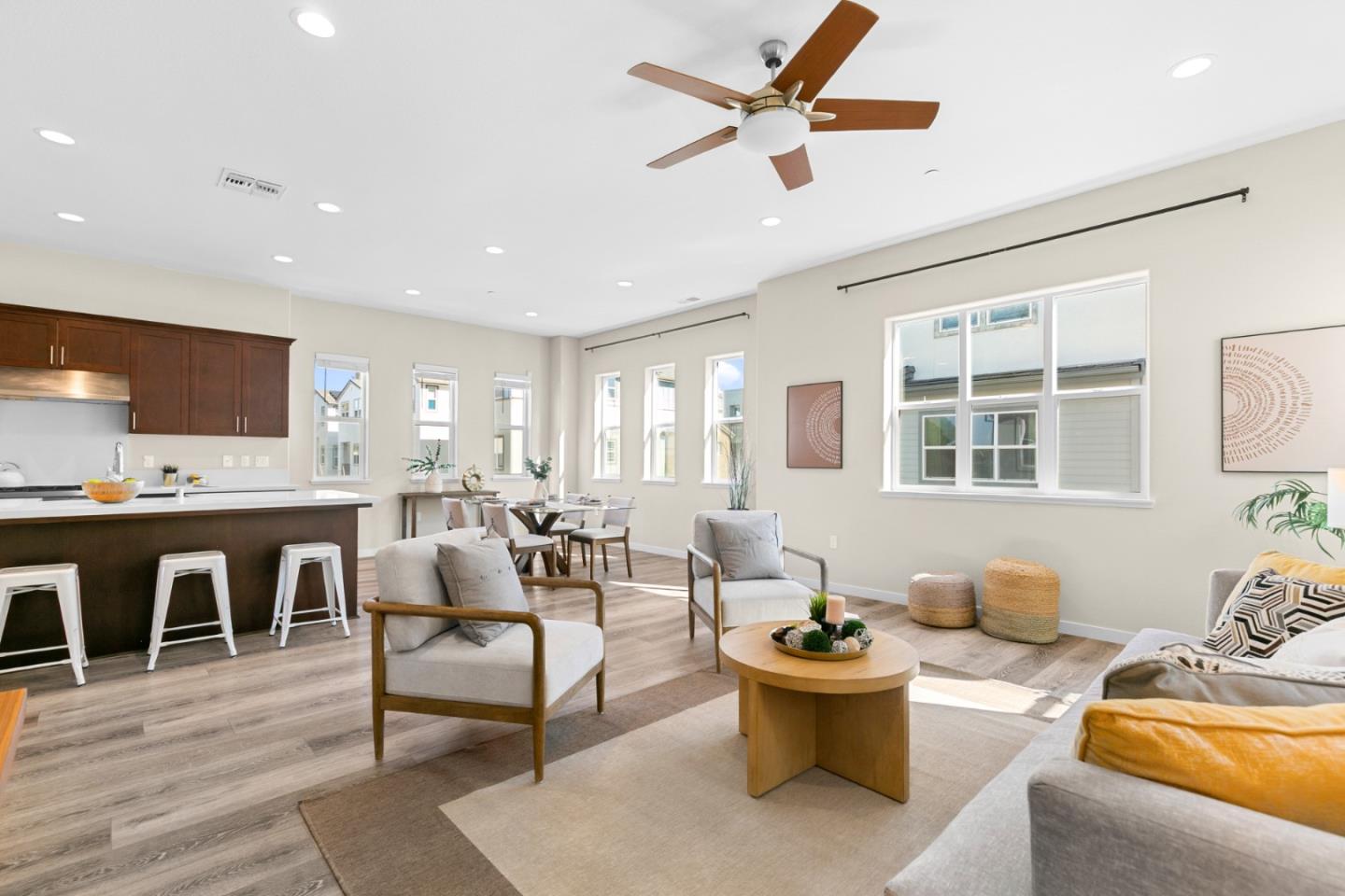 Detail Gallery Image 22 of 58 For 2130 Pastoral Loop, San Jose,  CA 95122 - 3 Beds | 2/2 Baths