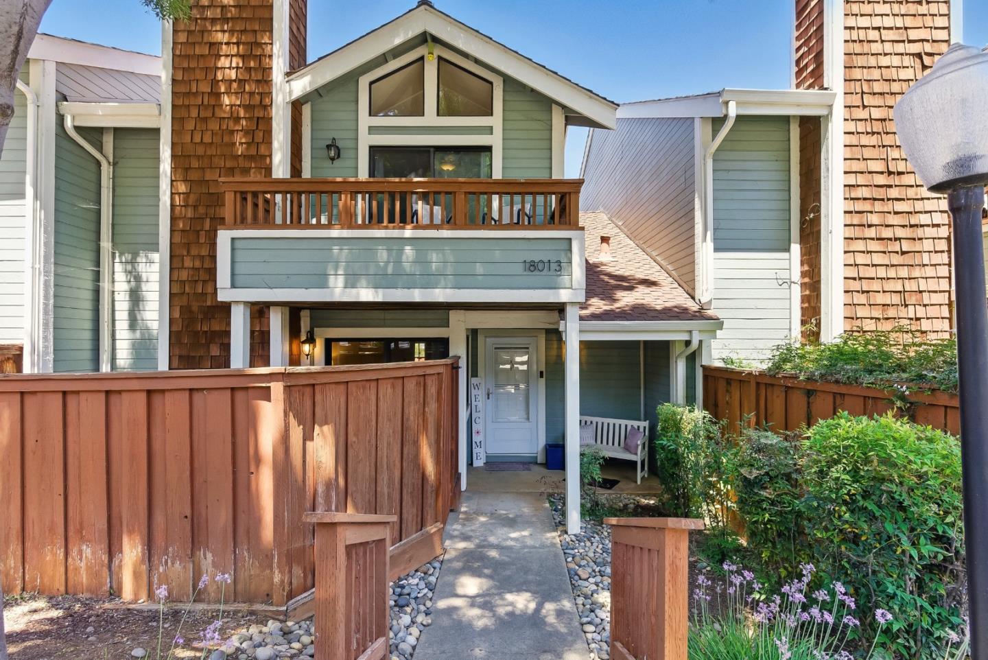 Detail Gallery Image 9 of 15 For 18013 Hillwood Ln, Morgan Hill,  CA 95037 - 2 Beds | 2/1 Baths