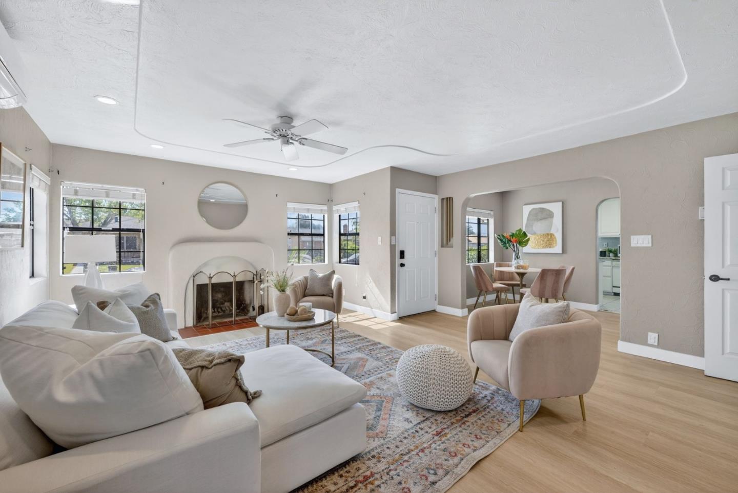 Detail Gallery Image 2 of 36 For 2937 Betsy Way, San Jose,  CA 95133 - 2 Beds | 1 Baths